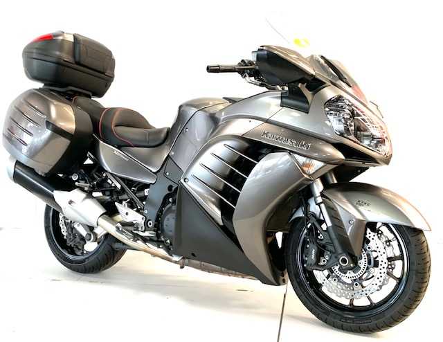 Kawasaki 1400 GTR ABS 2014 HD vue 3/4 droite