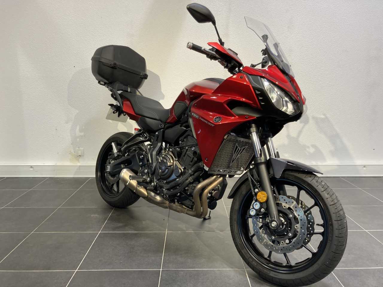 Yamaha MT-07 TRACER 2018 HD vue 3/4 droite