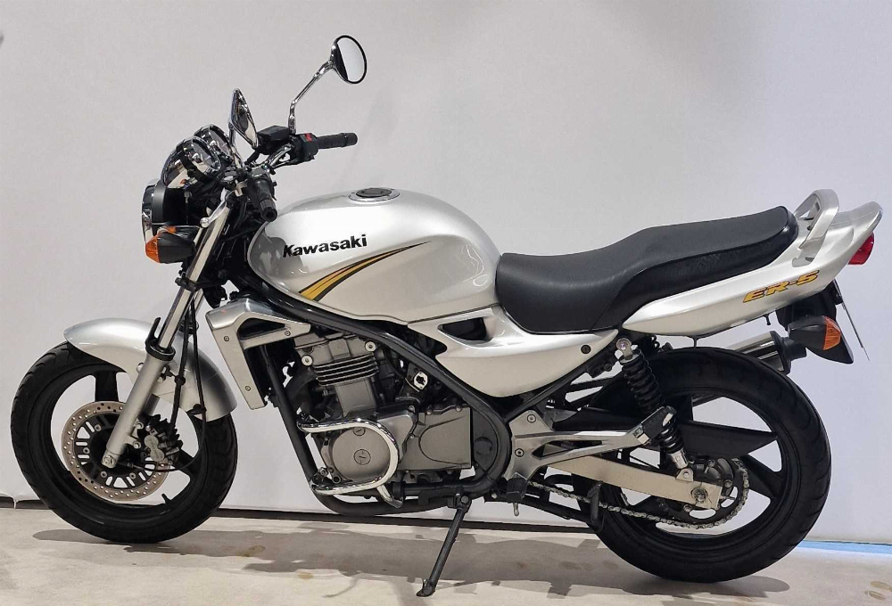 Kawasaki ER-5 2004 vue gauche