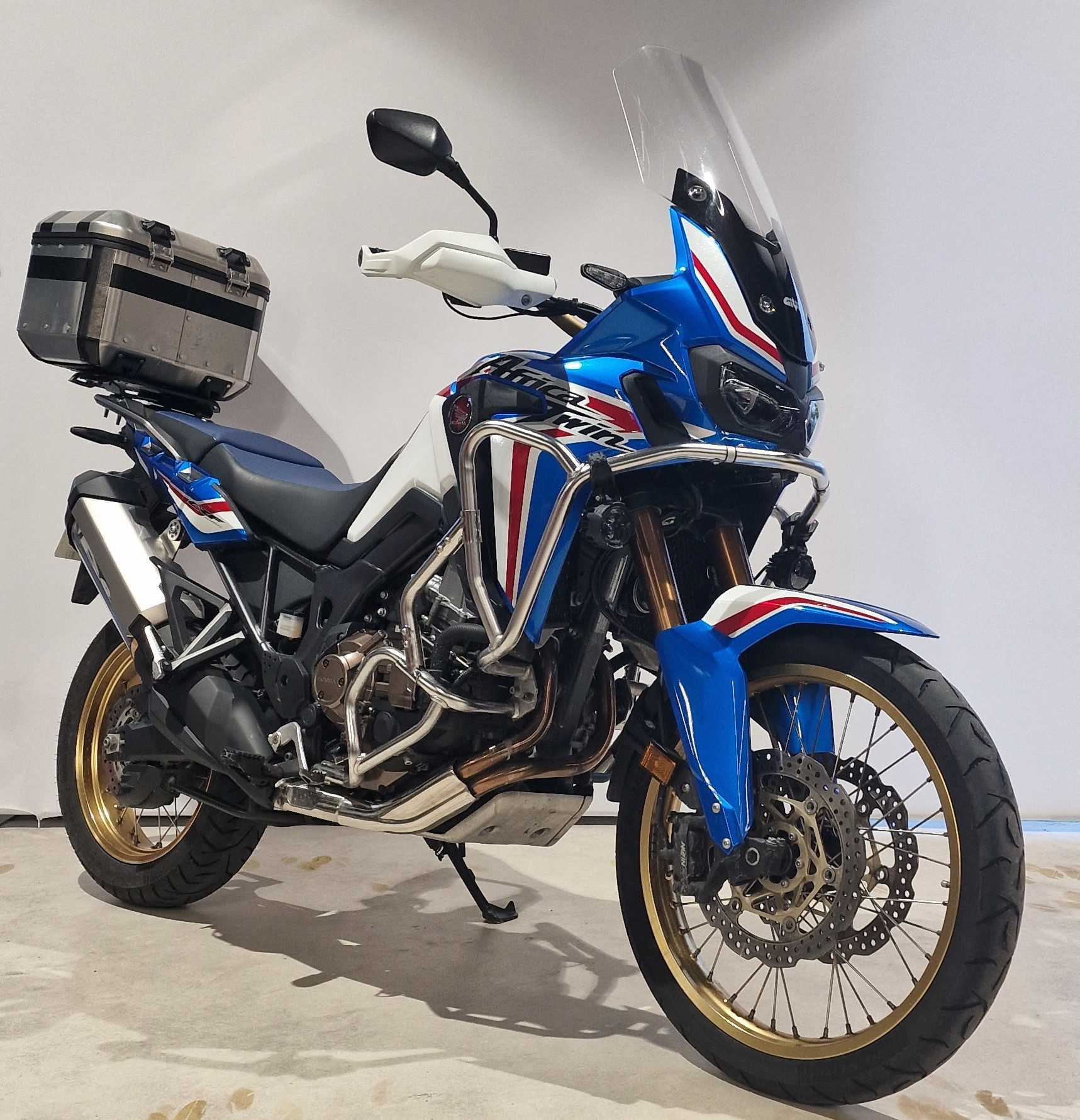 Honda CRF 1000 L Africa Twin 2019 HD vue 3/4 droite