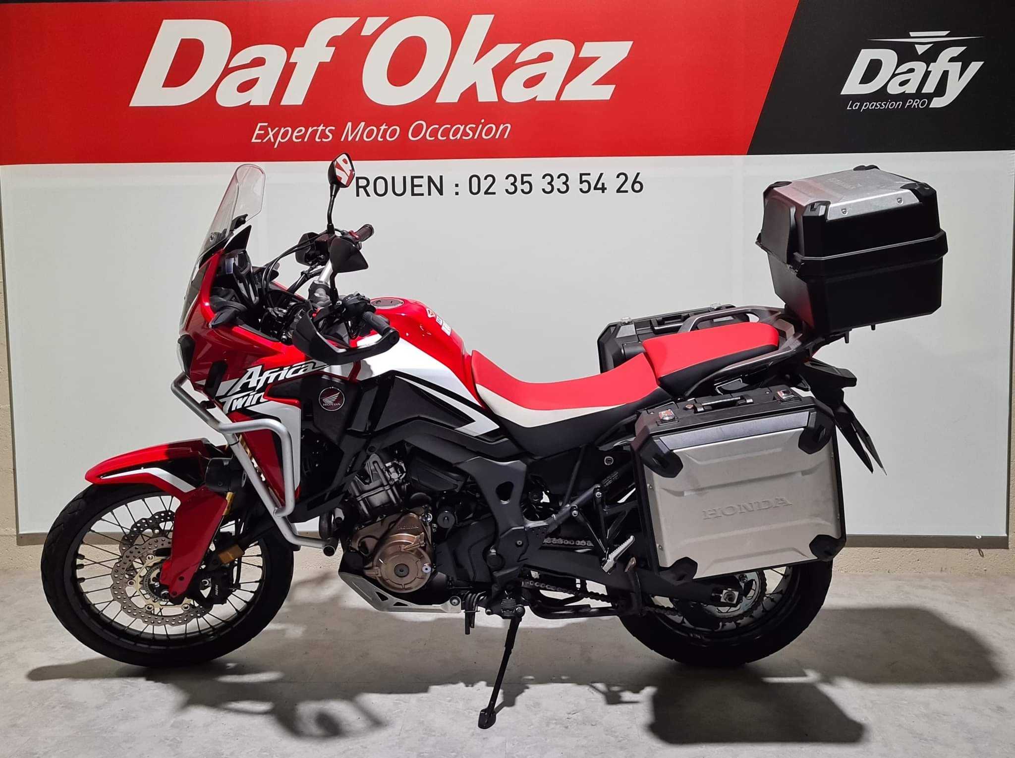 Honda CRF 1000 L Africa Twin 2016 HD vue gauche