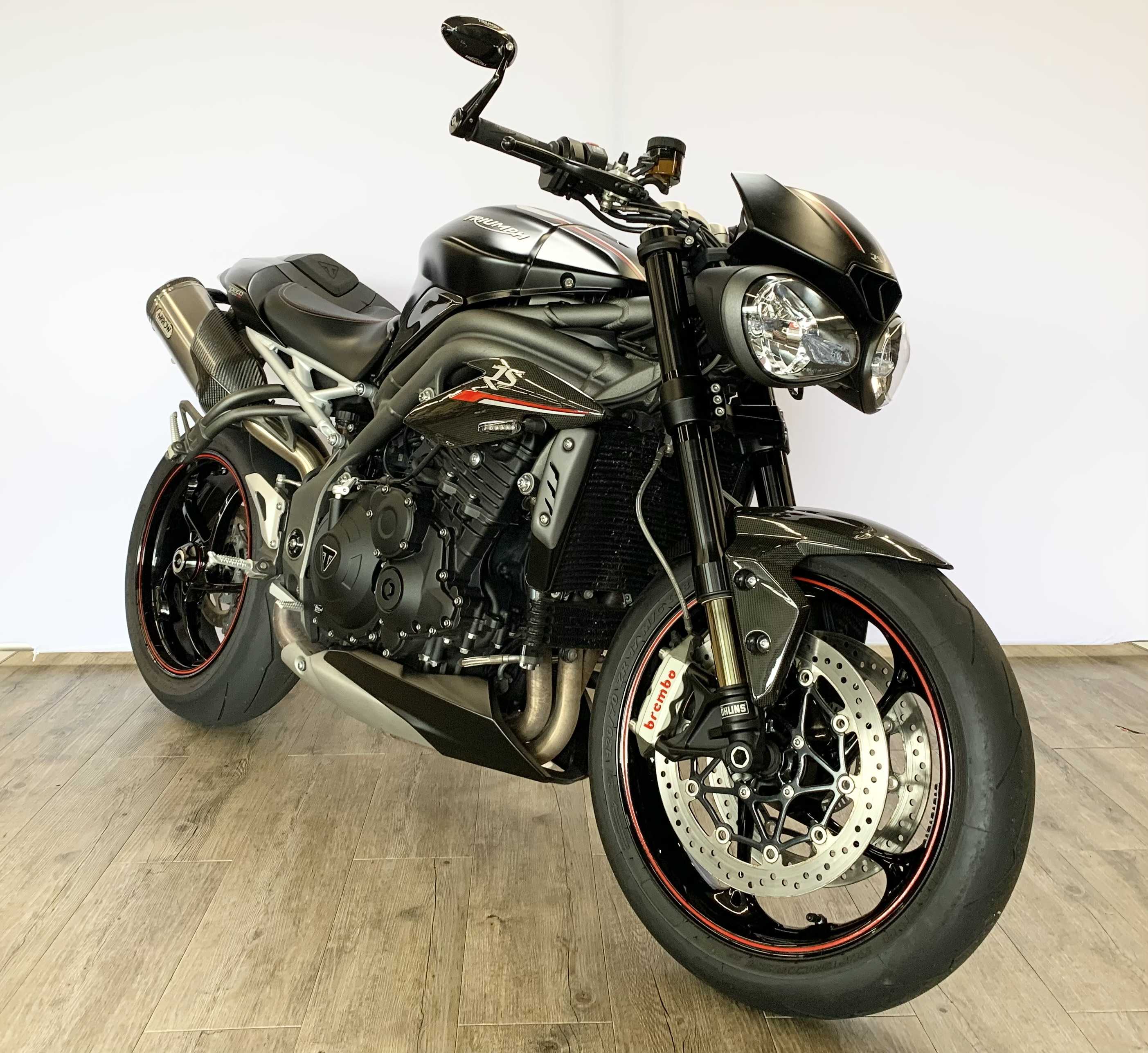 Triumph 1050 Speed Triple RS 2018 HD vue 3/4 droite