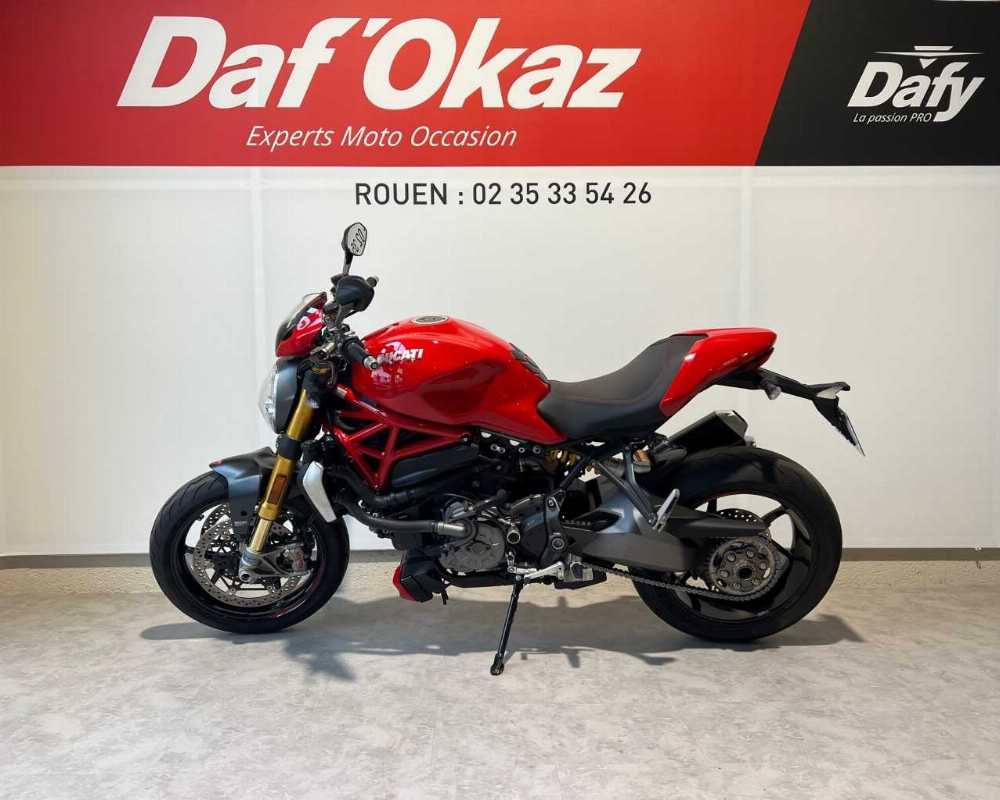 Ducati 1200 Monster S 2018 vue gauche