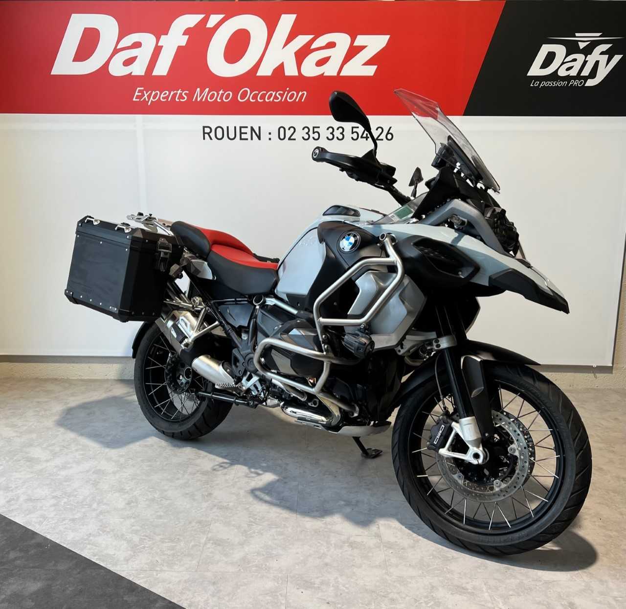 BMW R 1250 GS Adventure 2020 HD vue 3/4 droite