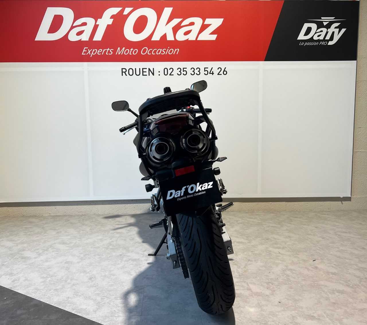 Yamaha FZ6 S Fazer 2003 HD vue arrière