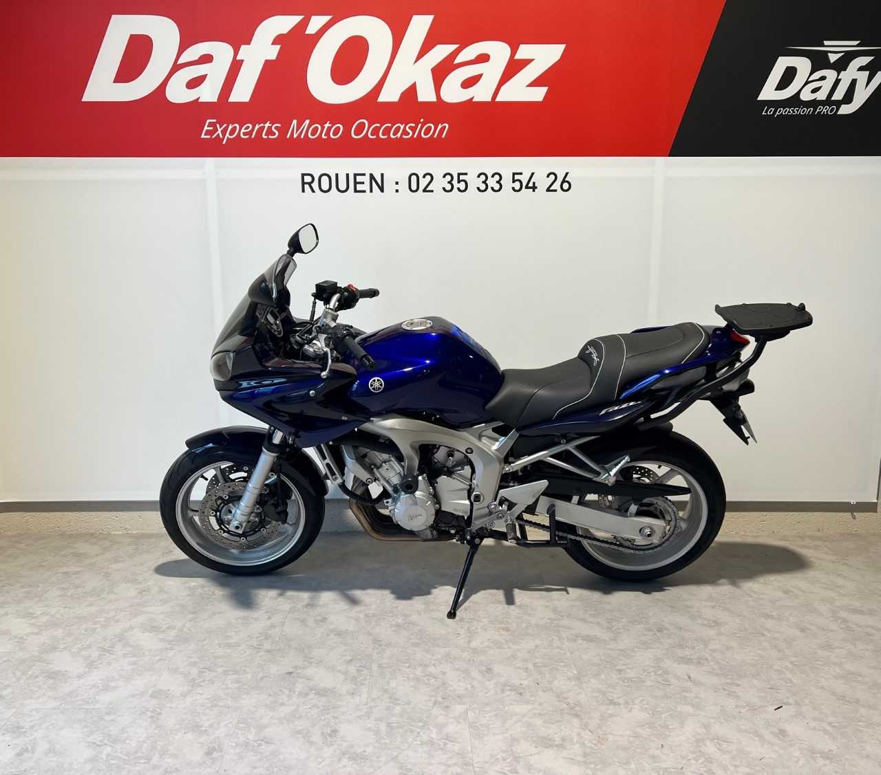 Yamaha FZ6 S Fazer 2003 HD vue gauche