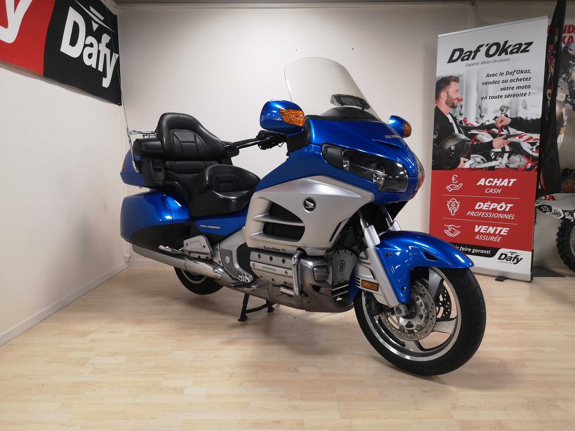 Honda GL 1800 Goldwing Airbag 2012 HD vue 3/4 droite