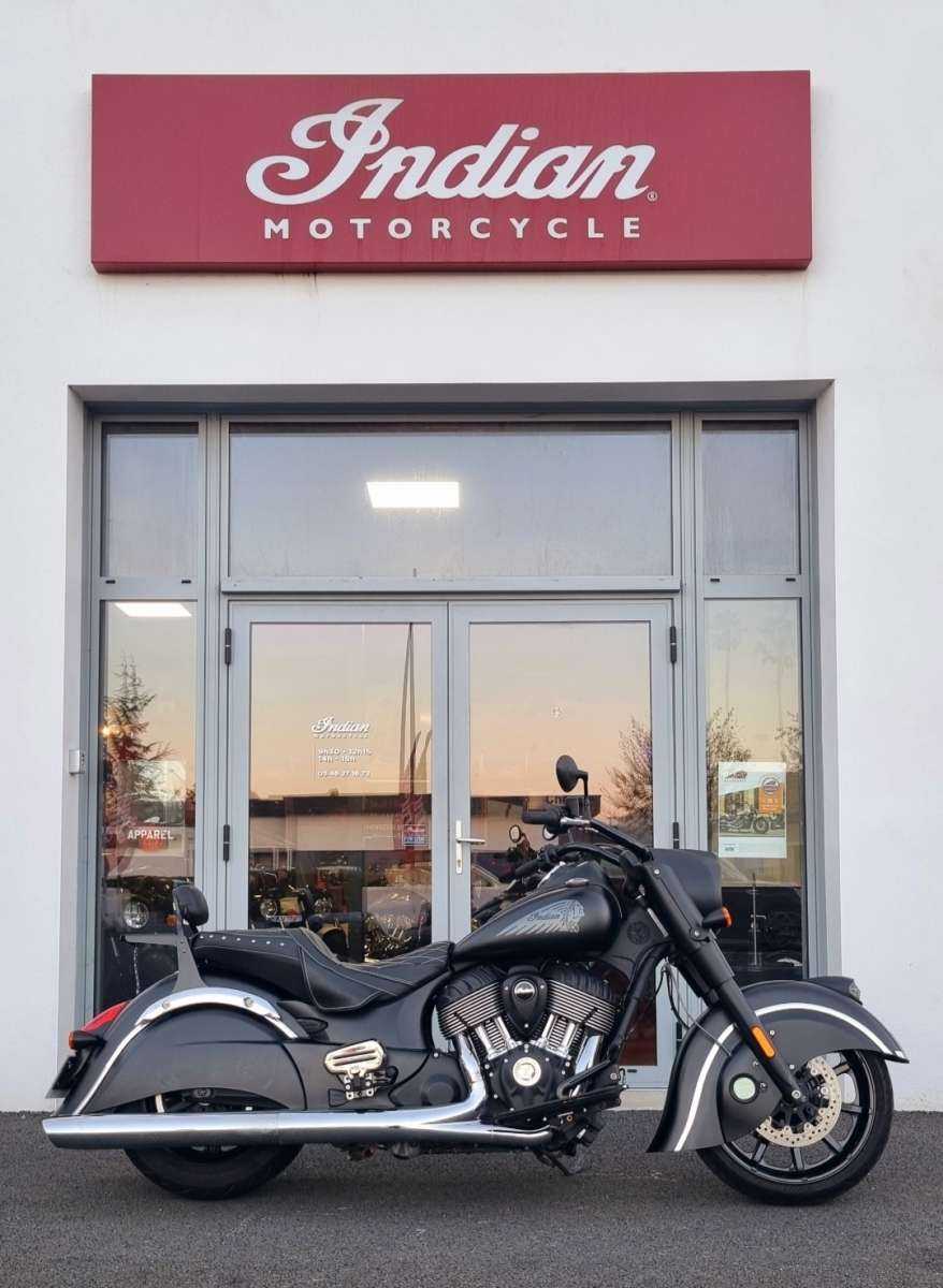 Indian CHIEF DARK HORSE 2019 vue gauche