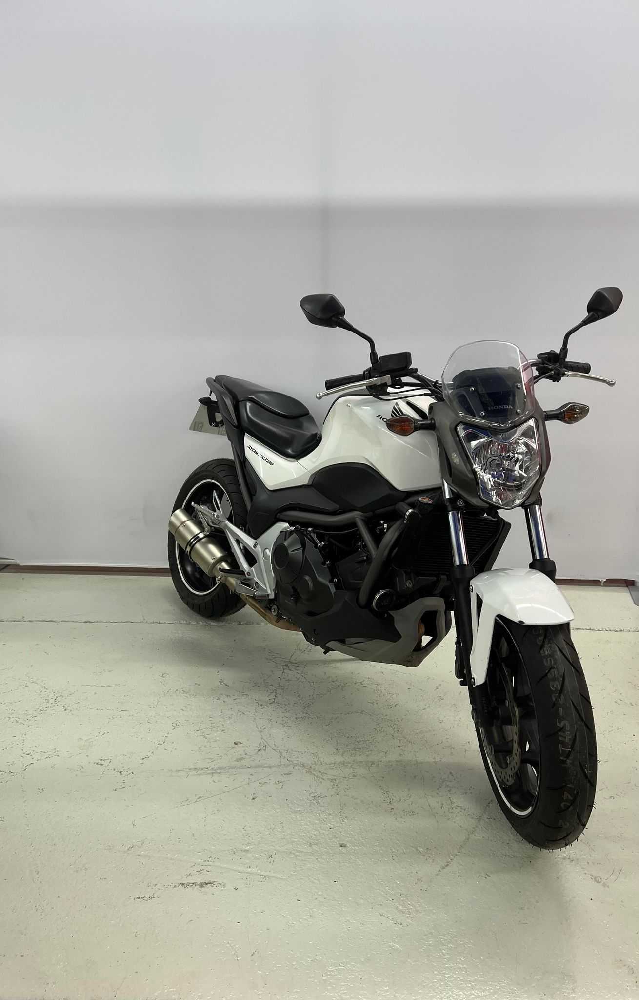 Honda nc700s 2012 HD vue 3/4 droite