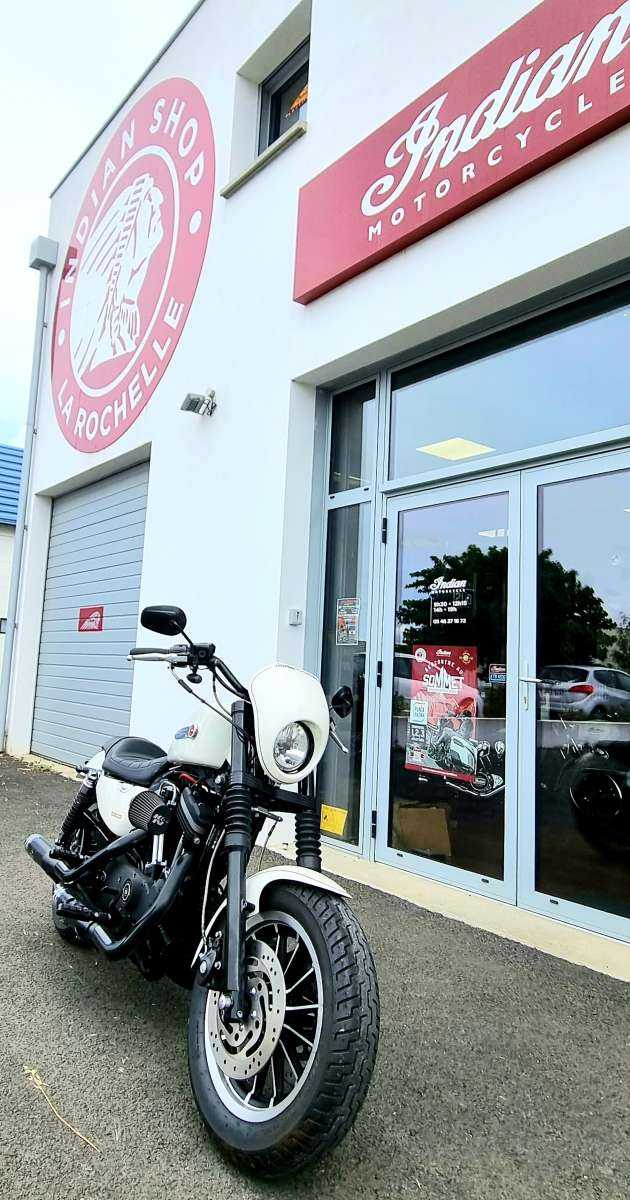 Harley-Davidson XL 883 SPORSTER SPORSTER 2010 HD vue avant