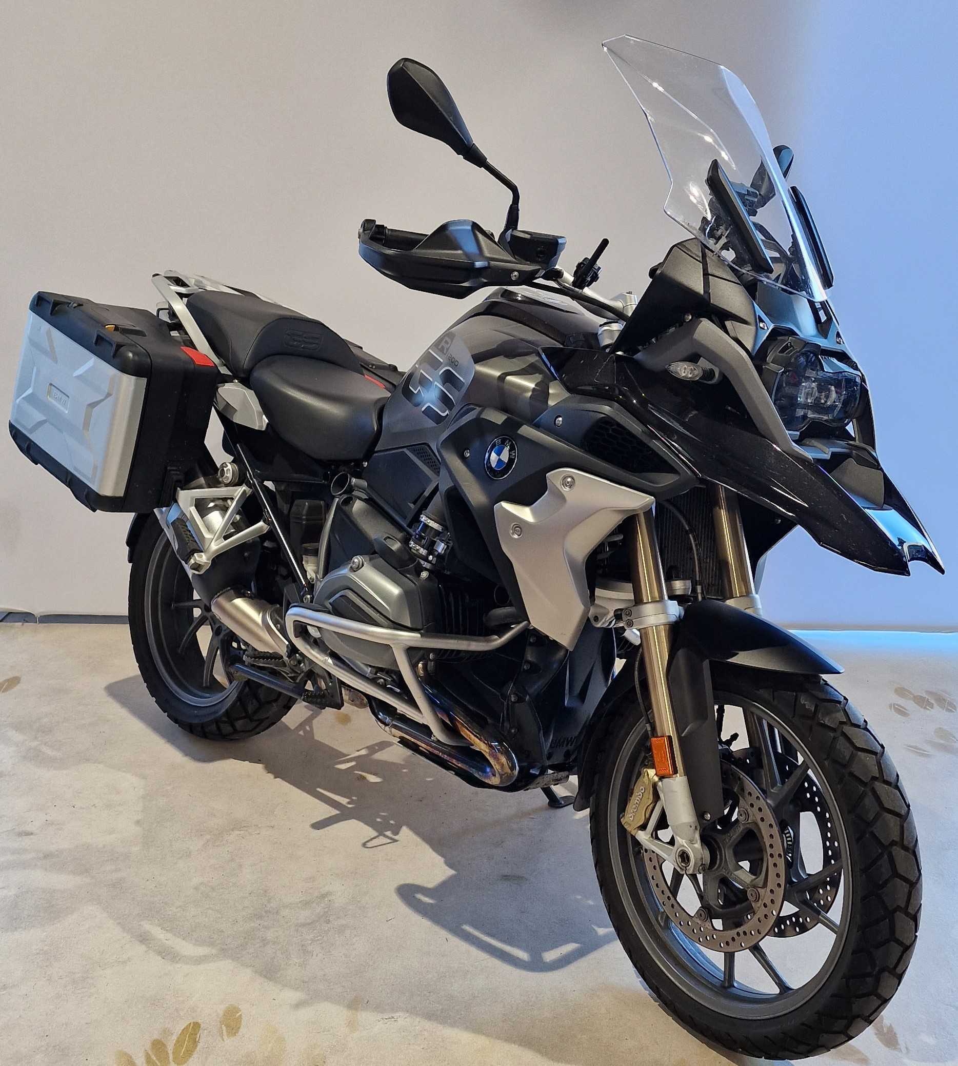 BMW R 1200 GS 2017 HD vue 3/4 droite