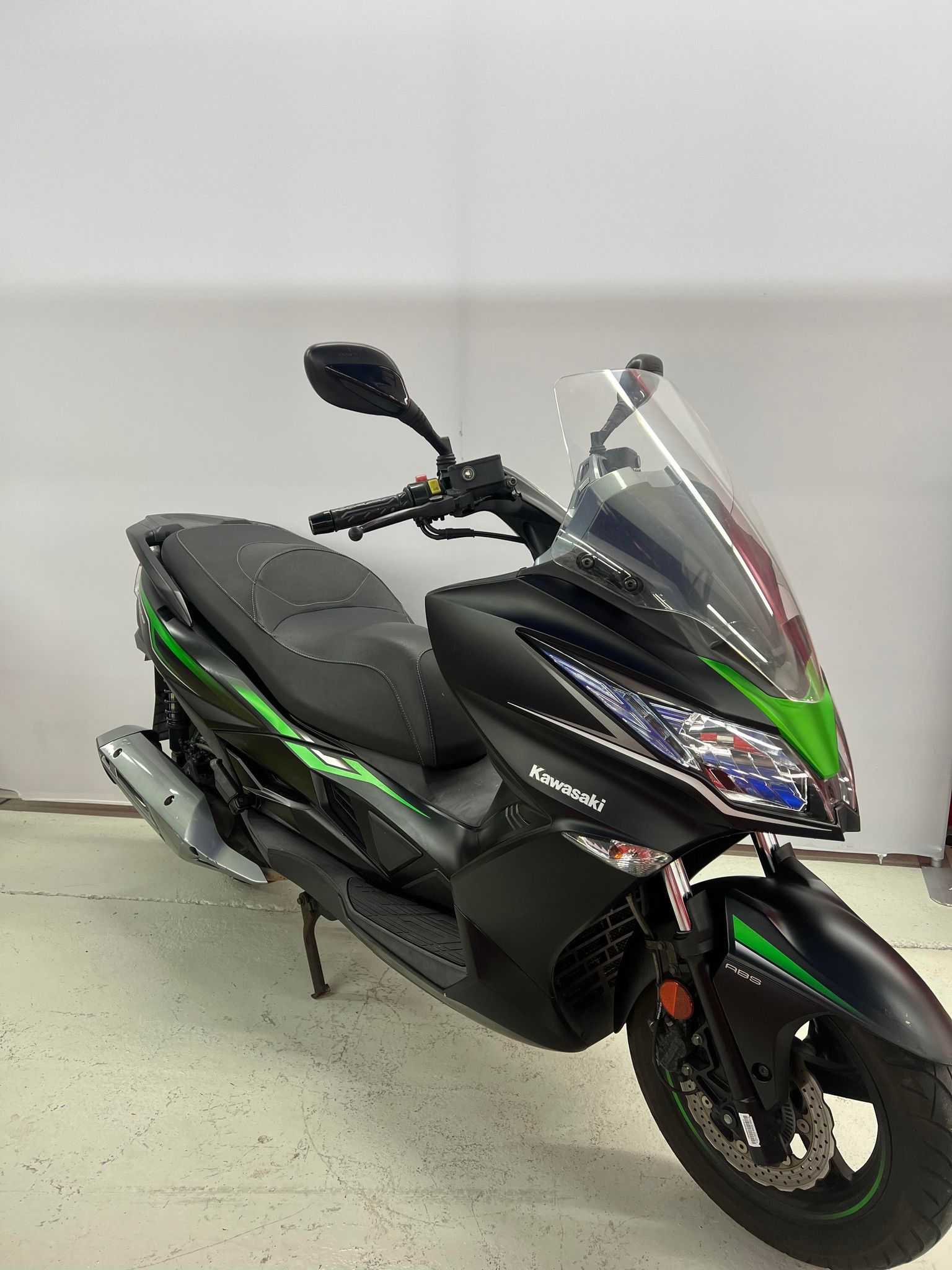 Kawasaki J125 2020 2020 HD vue 3/4 droite