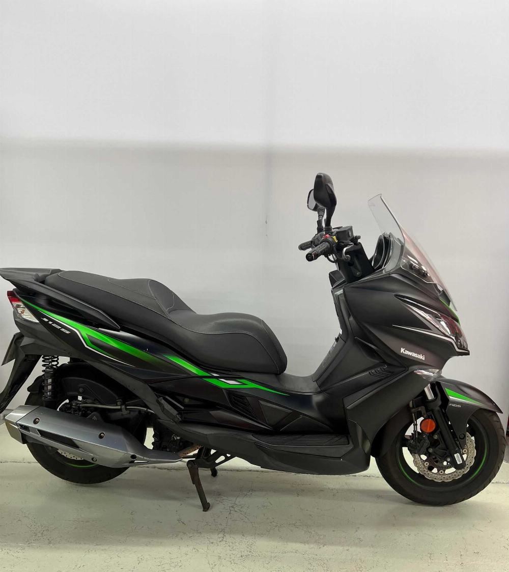 Kawasaki J125 2020 2020 vue gauche