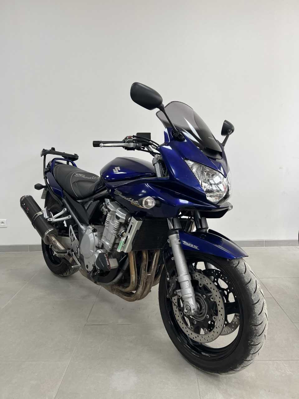Suzuki GSF 1250 S Bandit ABS 2008 vue 3/4 droite