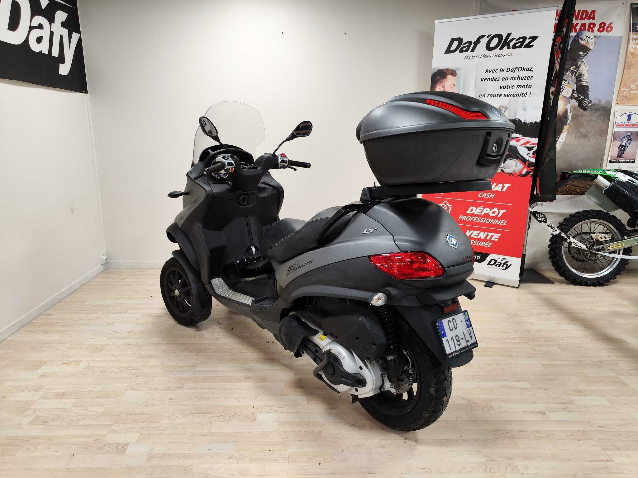 Piaggio MP3 500 M64300 2012 HD vue arrière