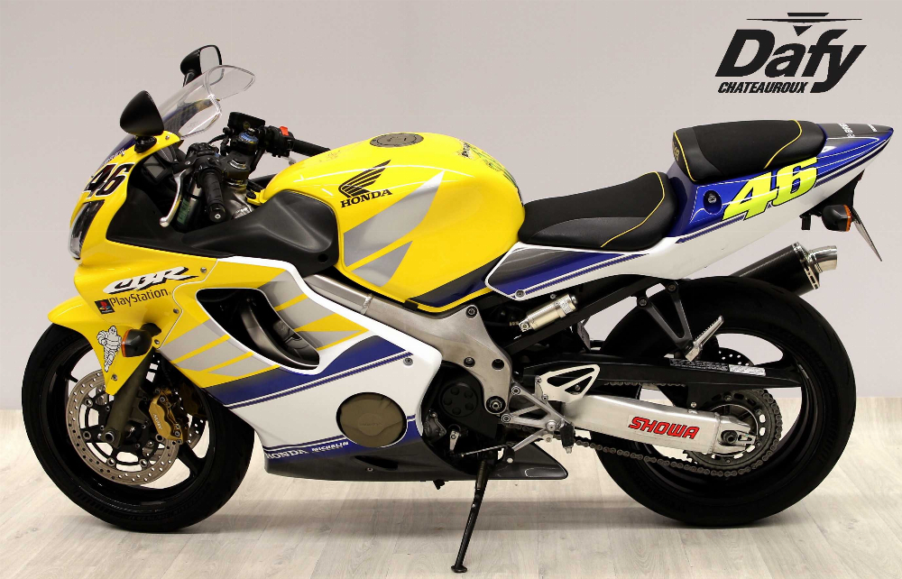 Honda CBR 2001 vue gauche