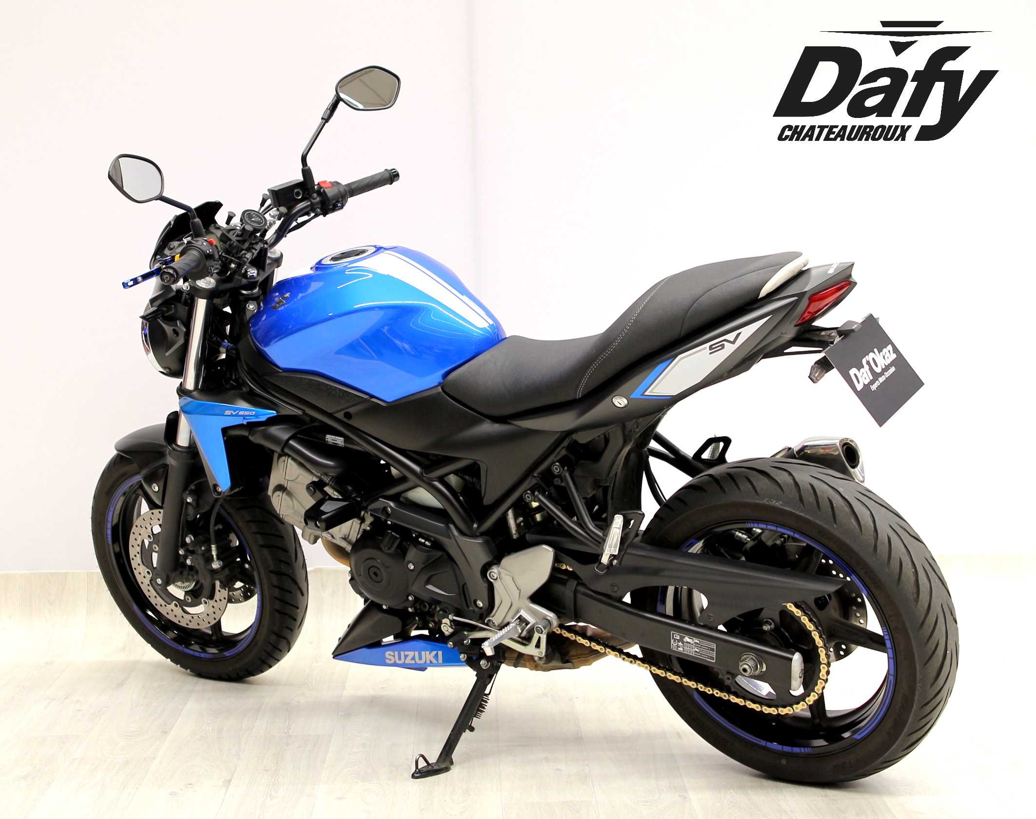 Suzuki SV 650 2018 HD vue gauche