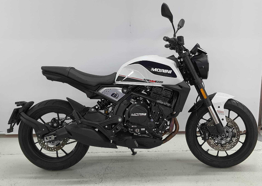 Moto Morini SEIEMMEZZO STREET SEIEMMEZZO STREET 2022 vue gauche