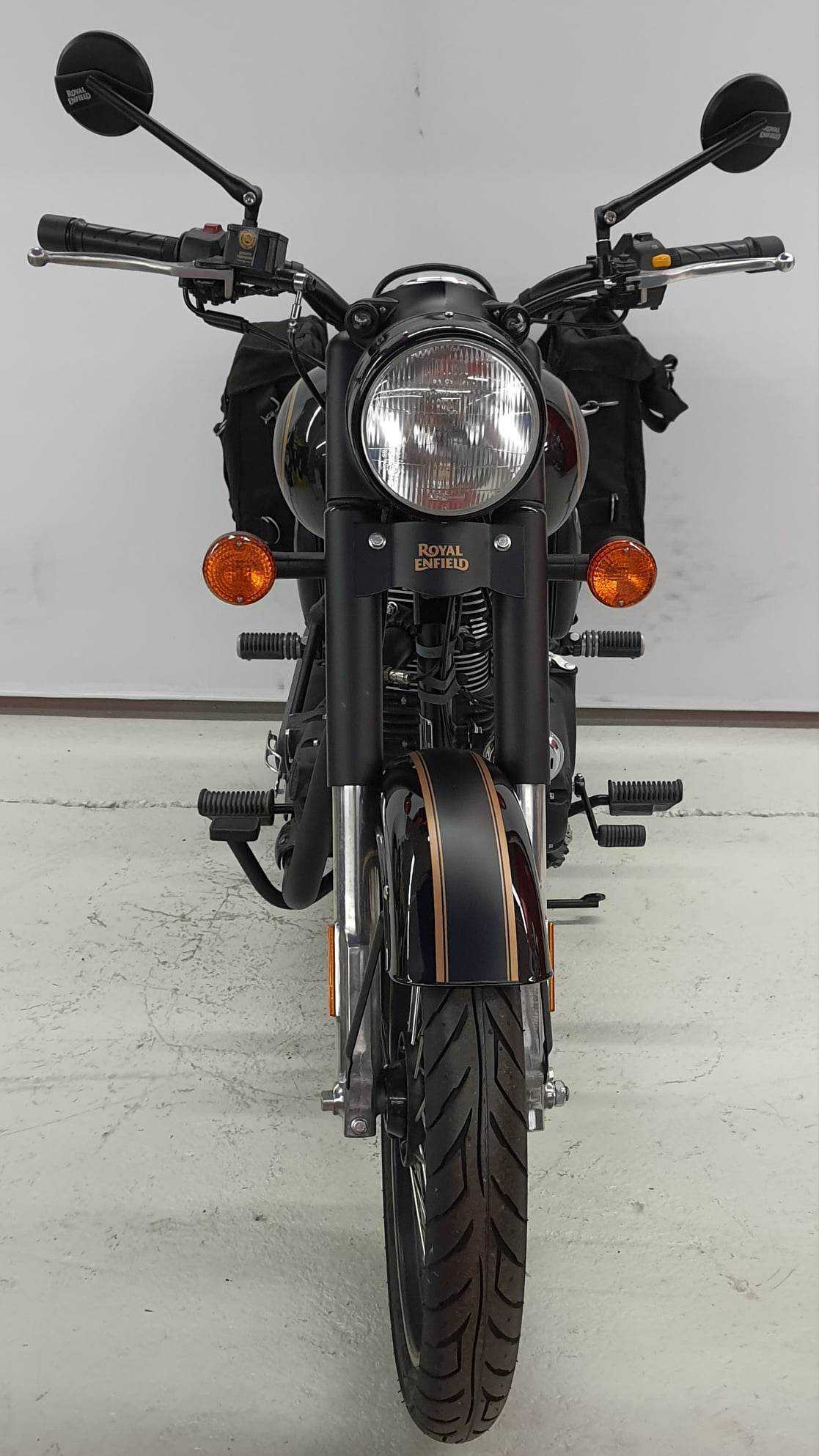 Royal Enfield BULLET CLASSIC 500 &quot;TRIBUTE BLACK&quot; 2021 HD vue avant