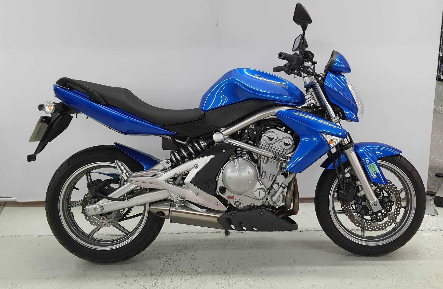 Kawasaki ER-6N (2008) BLEU ER-6N (2008) BLEU 2008 HD vue gauche