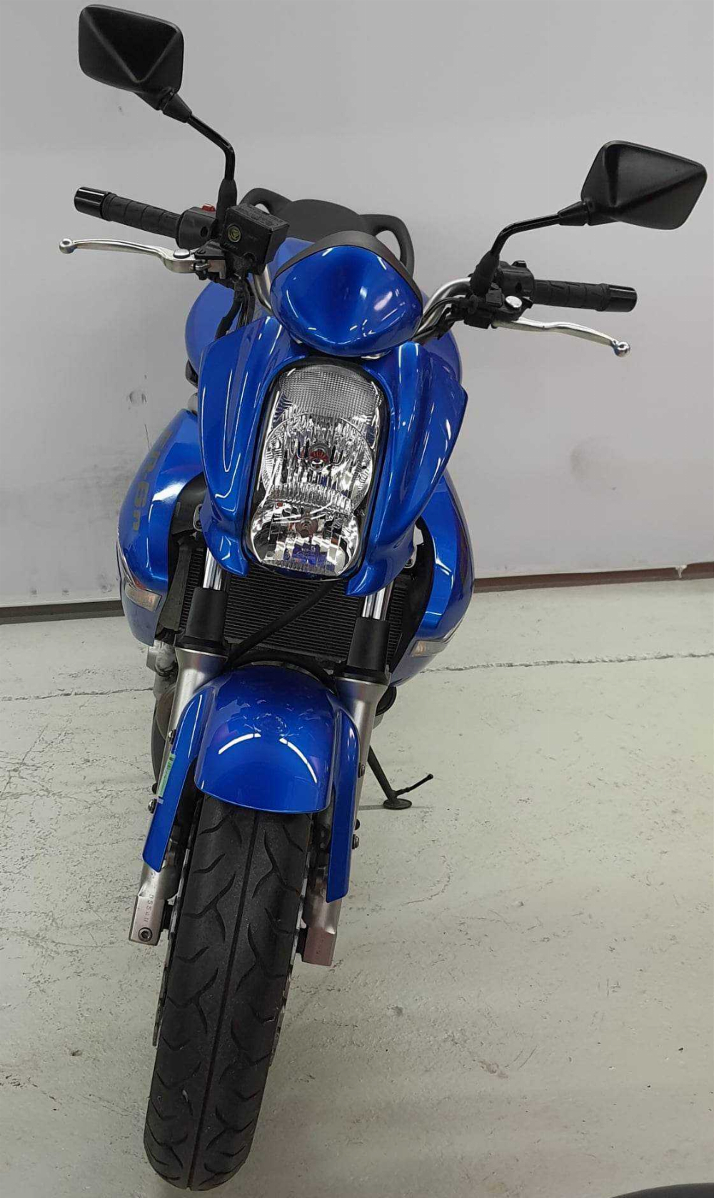 Kawasaki ER-6N (2008) BLEU ER-6N (2008) BLEU 2008 vue avant