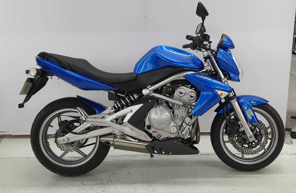 Kawasaki ER-6N (2008) BLEU ER-6N (2008) BLEU 2008 vue gauche