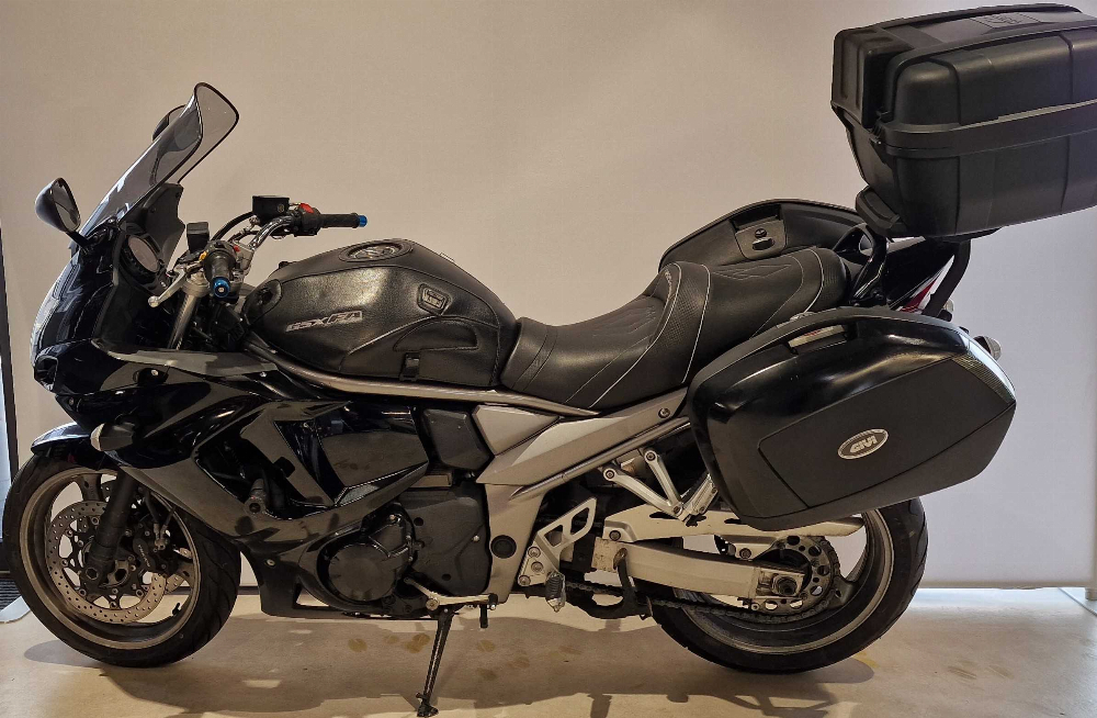 Suzuki GSX 1250 FA 2012 vue gauche