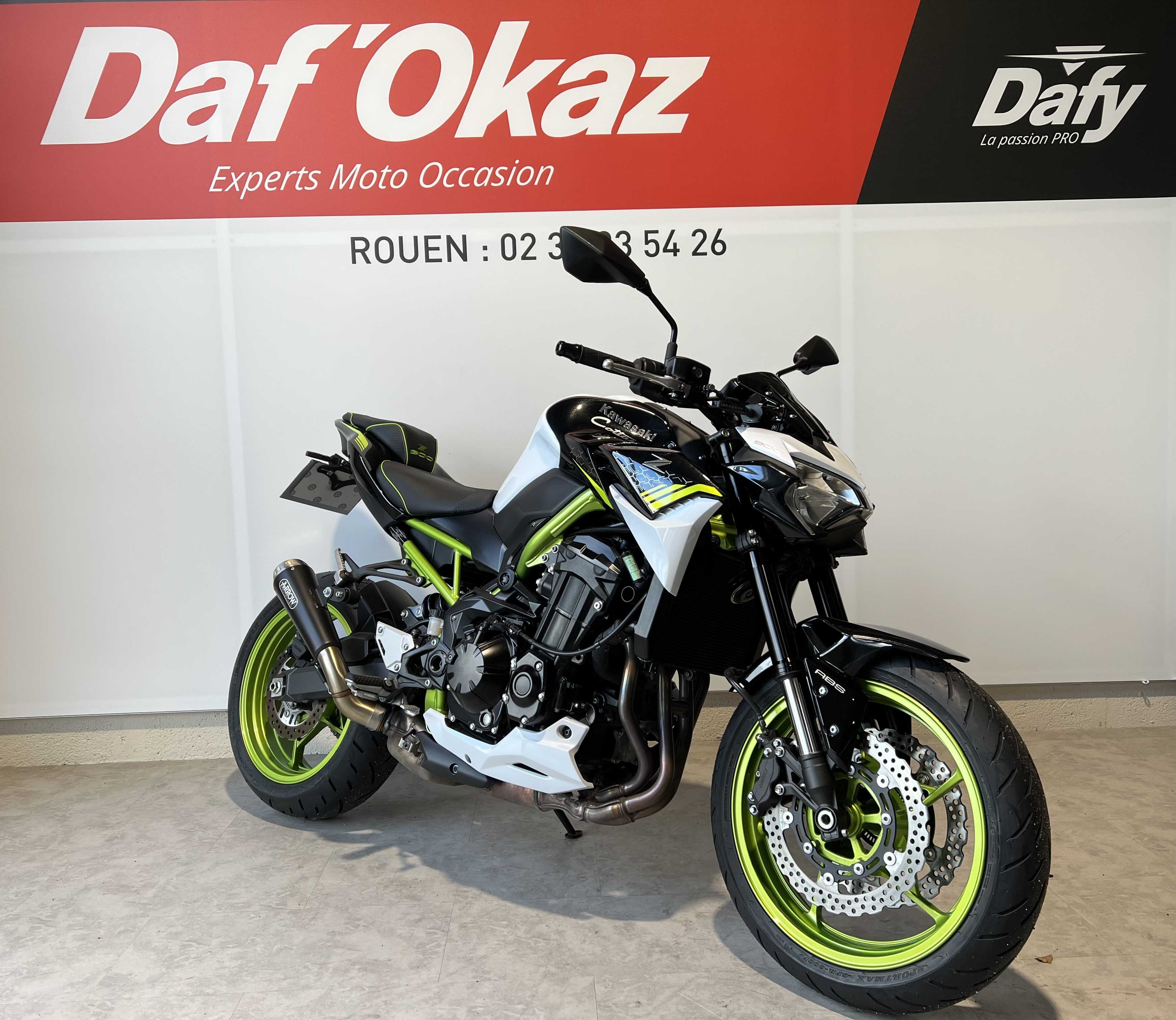 Kawasaki Z 900 Performance 2021 HD vue 3/4 droite