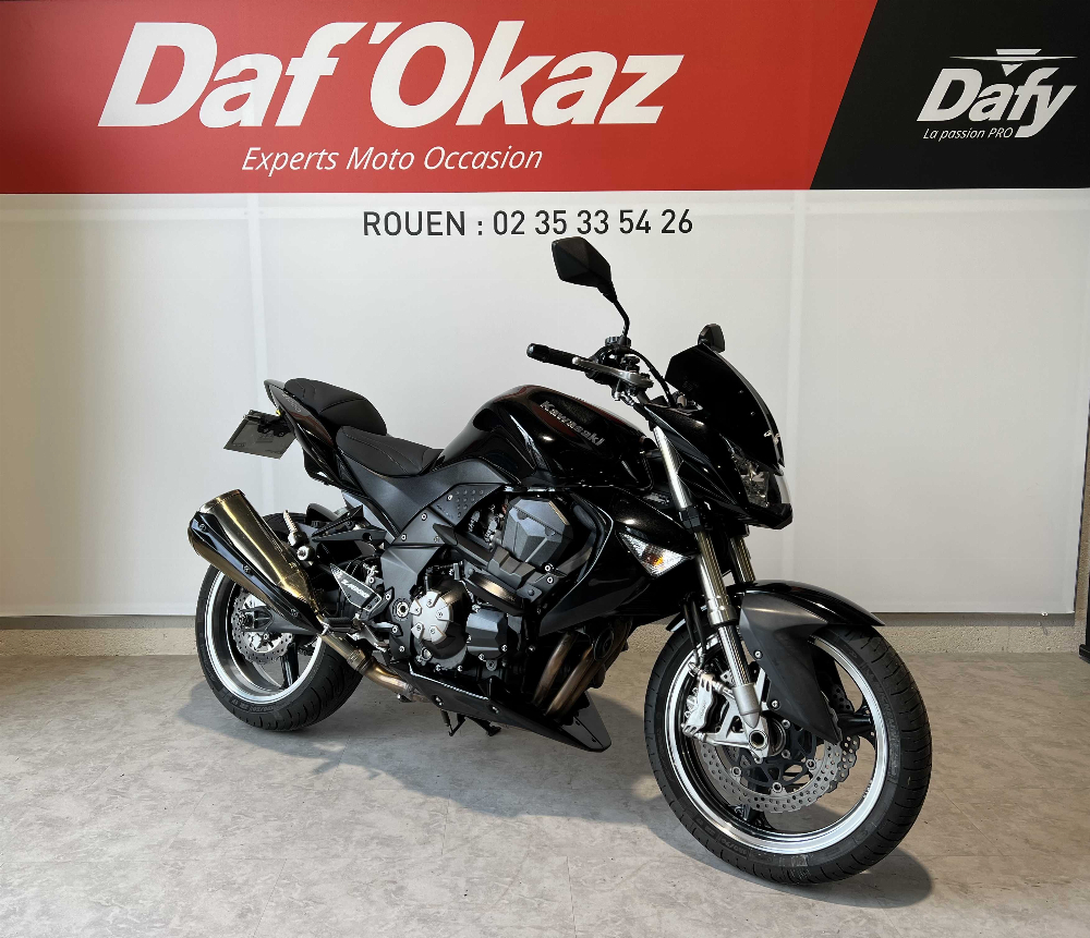 Kawasaki Z 1000 2008 vue 3/4 droite