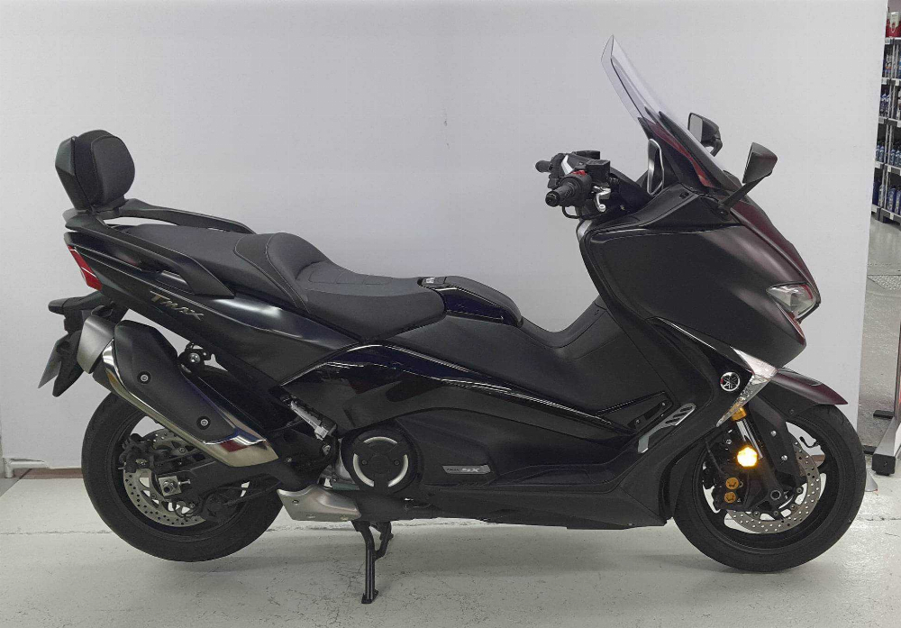 Yamaha XP 530 T-Max SX 2018 vue gauche