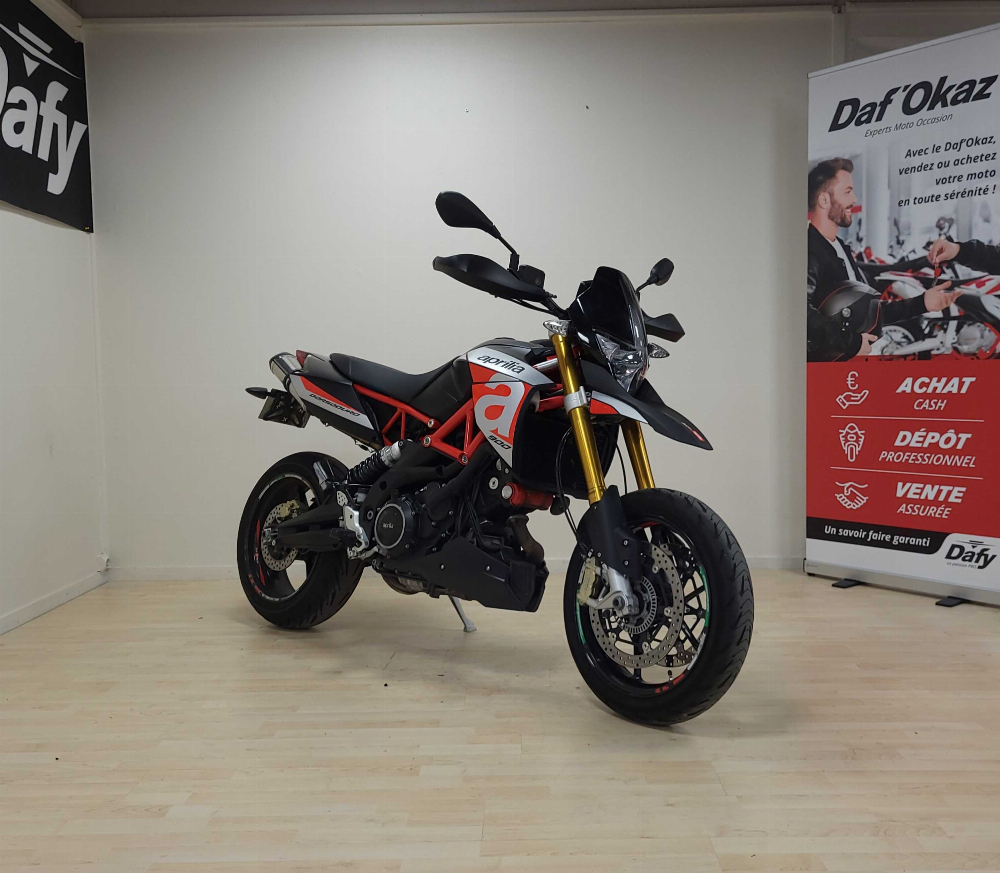 Aprilia SMV 900 Dorsoduro ABS 2019 vue avant