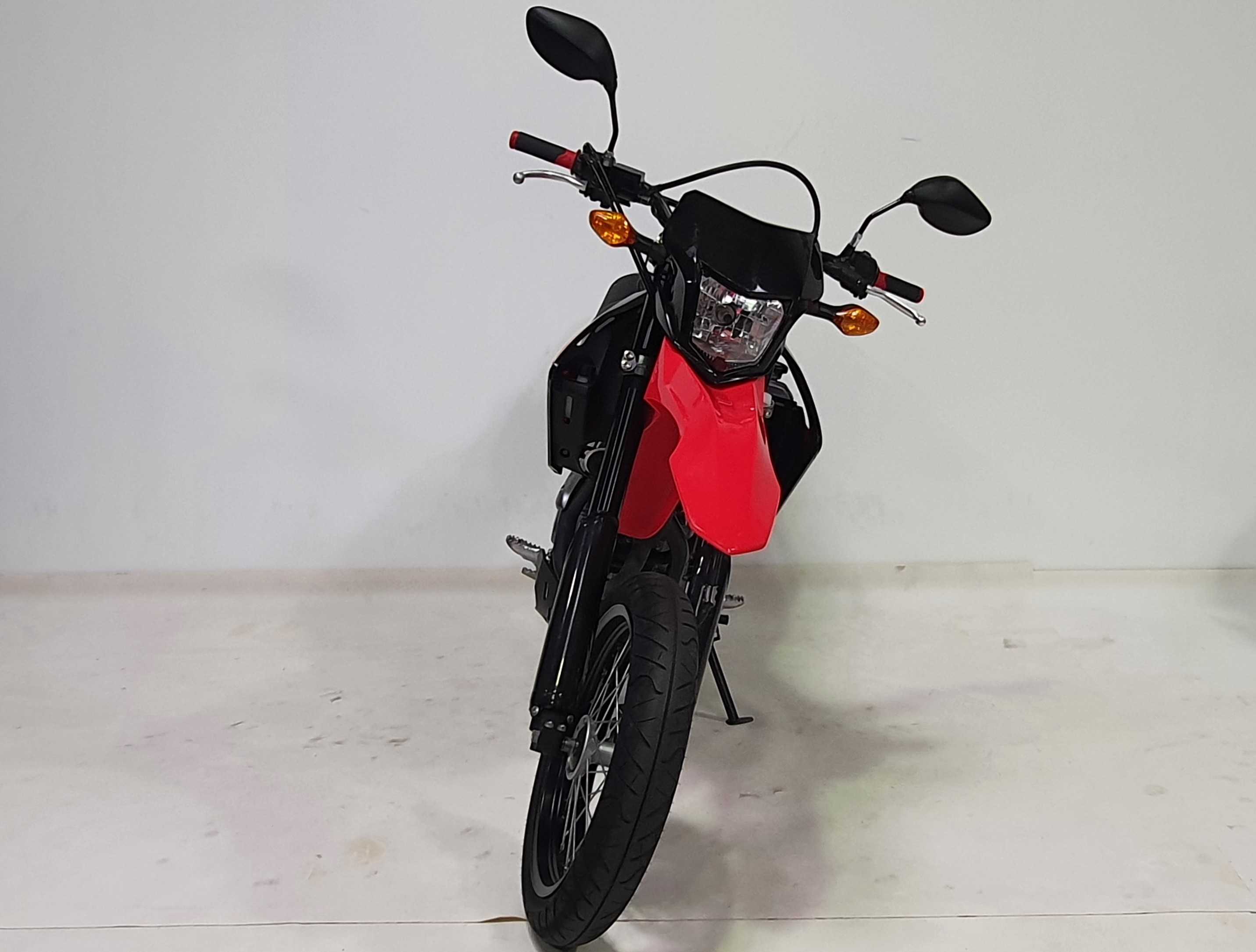 Honda CRF 250 M 2013 HD vue avant