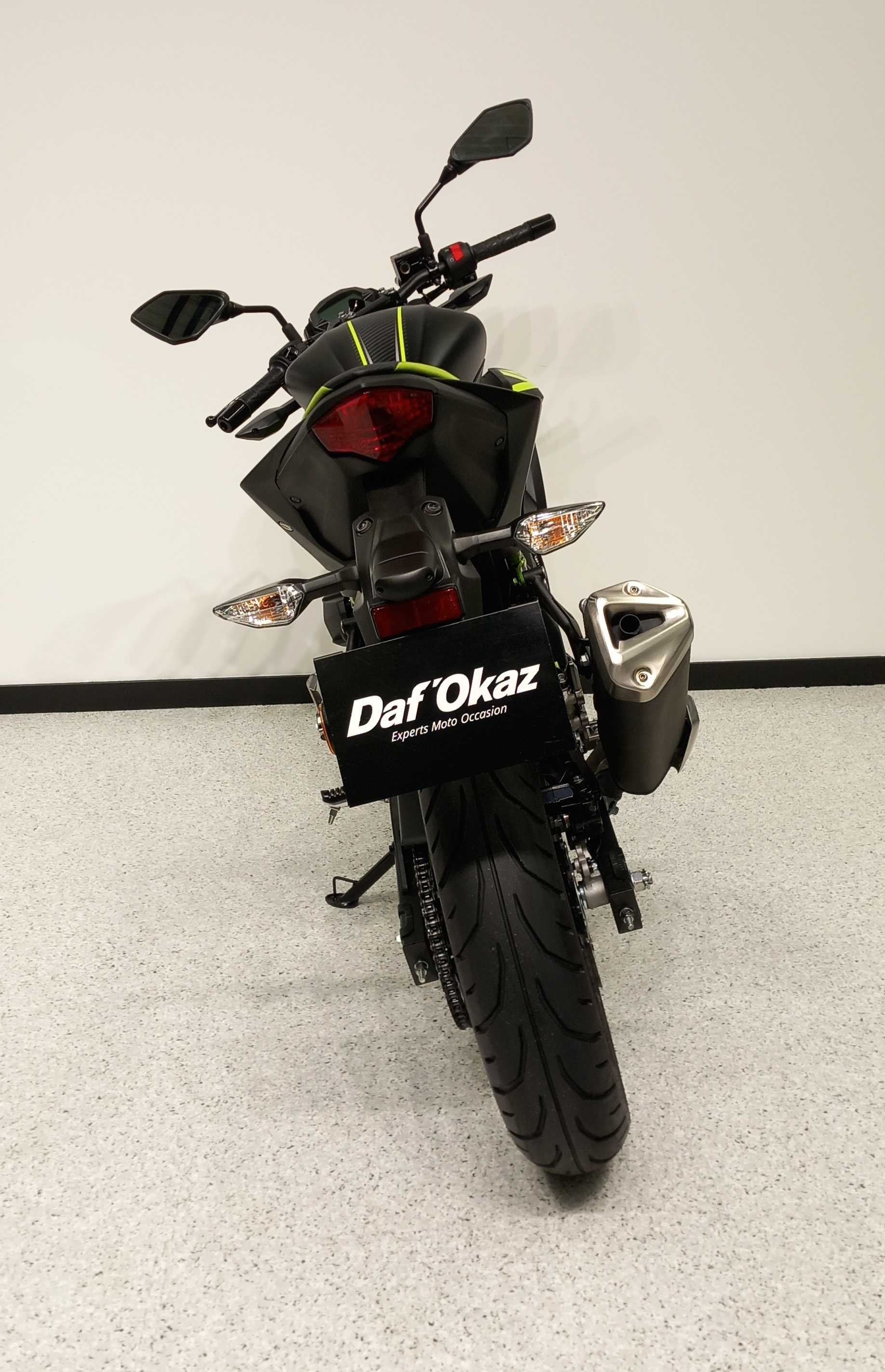 Kawasaki Z 125 2022 HD vue arrière