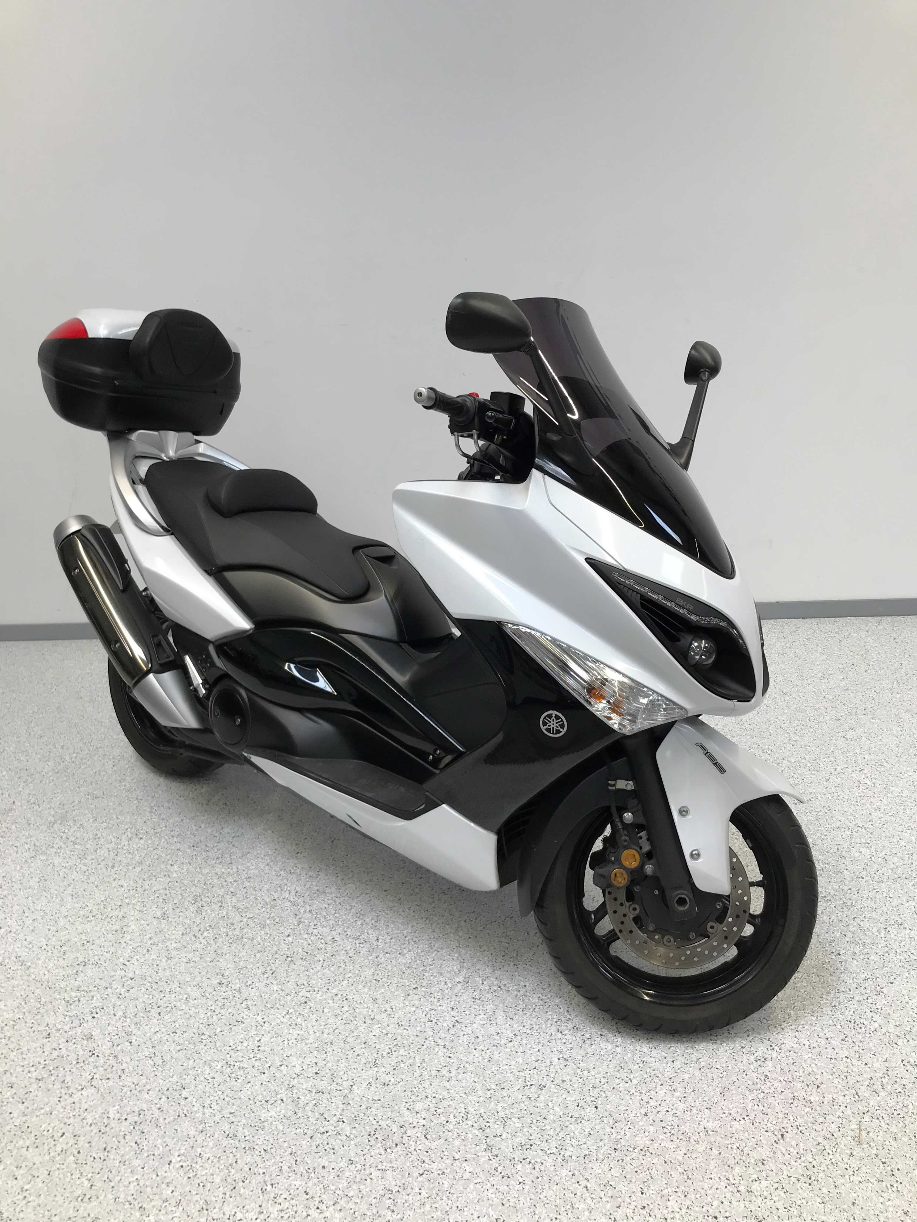 Yamaha XP 500 T-Max 2011 HD vue 3/4 droite