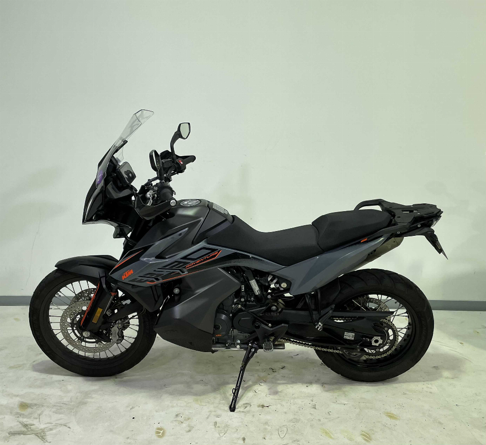 KTM 890 Adventure 2021 vue gauche