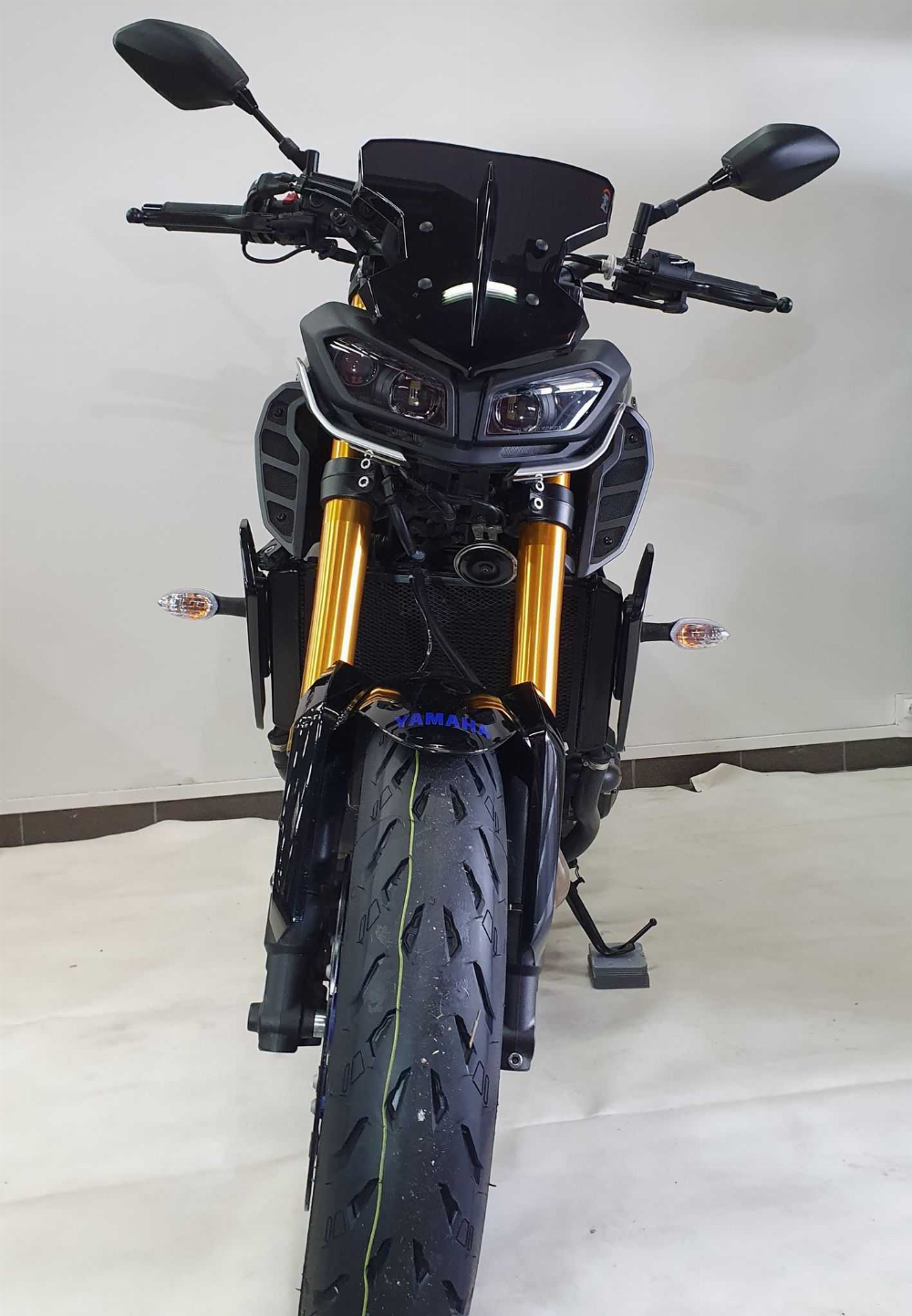 Yamaha MT-09 850 SP 2020 vue avant