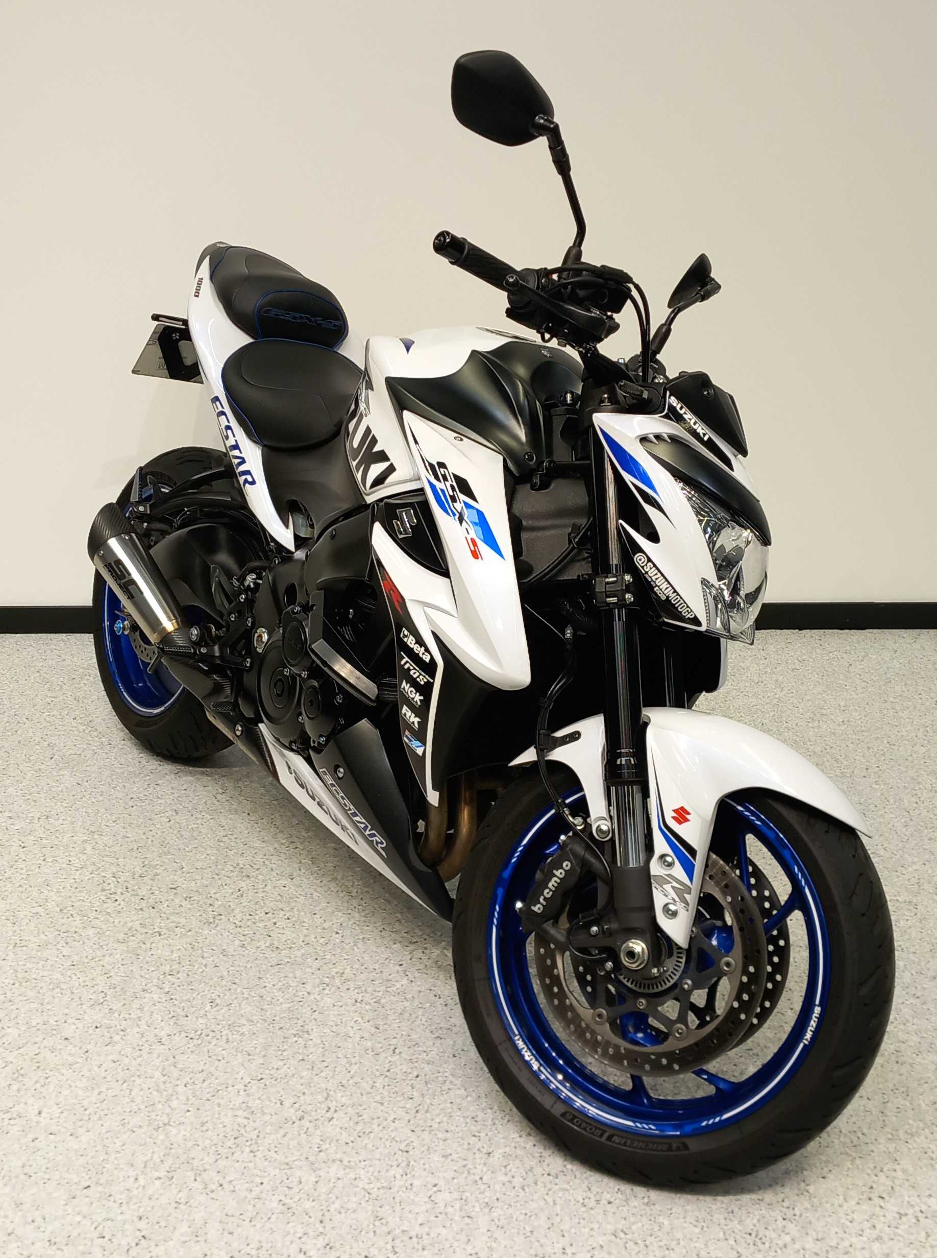 Suzuki GSX-S 1000 2020 HD vue 3/4 droite