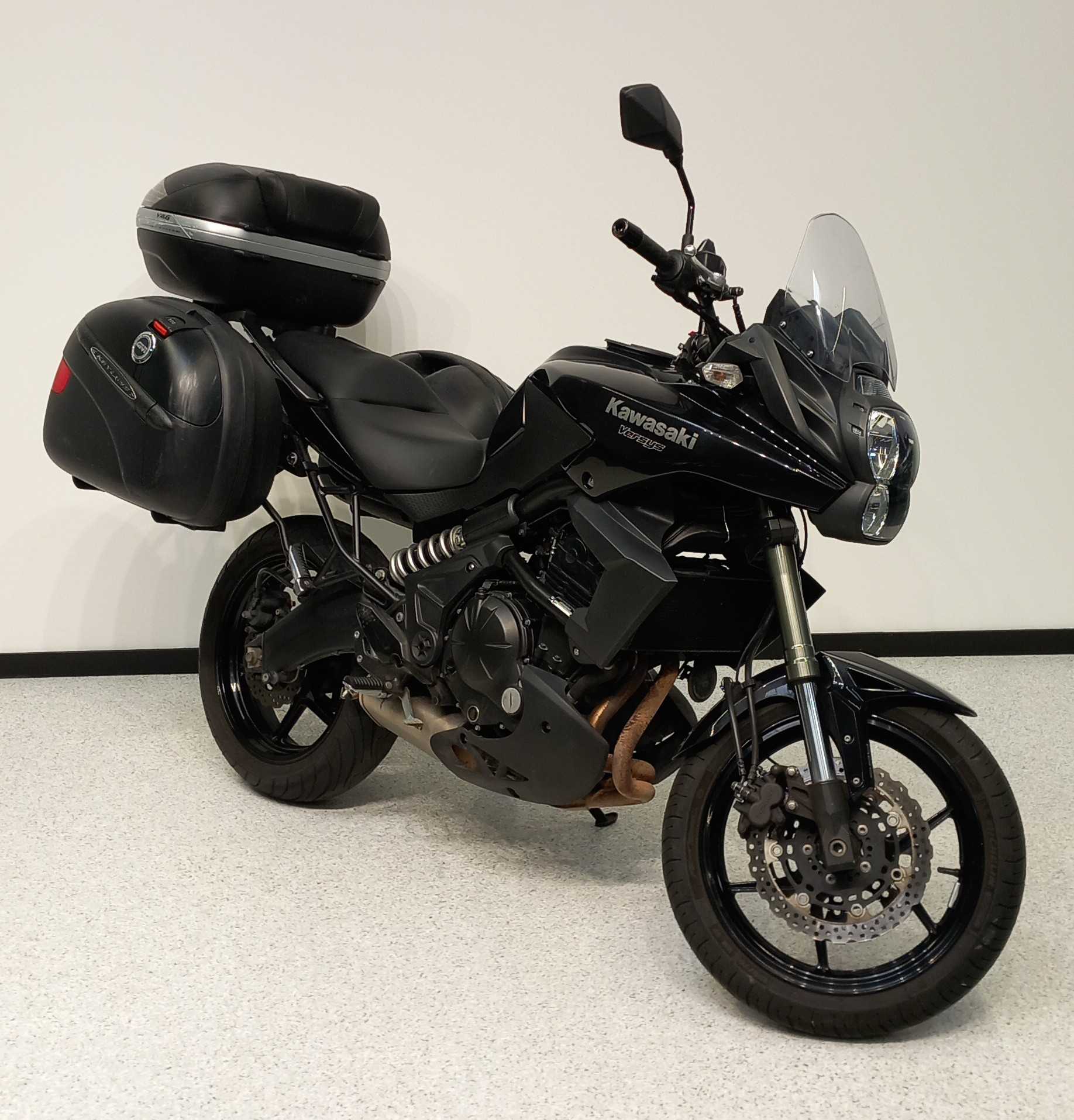 Kawasaki KLE 650 Versys ABS 2012 HD vue 3/4 droite