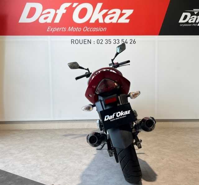 Suzuki GW 250 Inazuma 2013 HD vue arrière