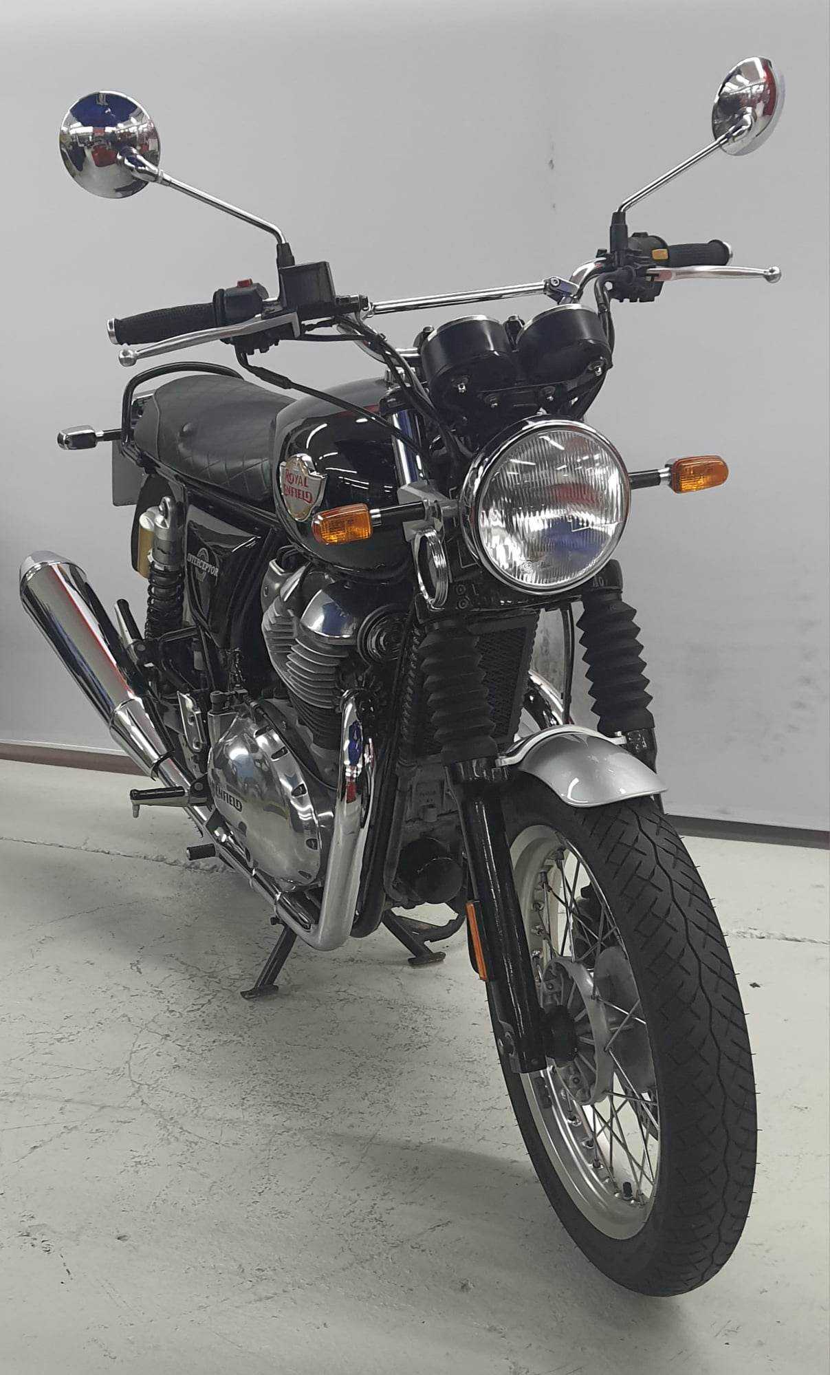 Royal Enfield INTERCEPTOR 650 (MARK THREE) (MARK THREE) 2019 HD vue 3/4 droite