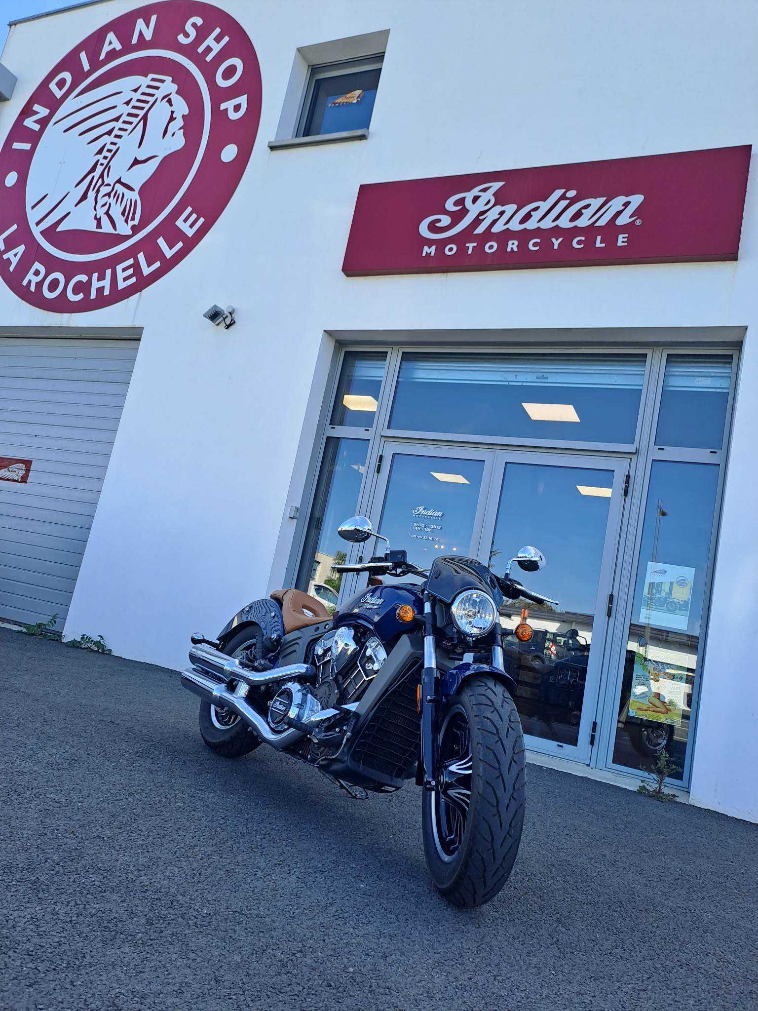 Indian SCOUT 1200 &quot;DEEPWATER MTLC&quot; 2020 HD vue 3/4 droite