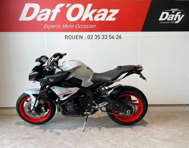 Yamaha MT-10 2020 HD vue gauche