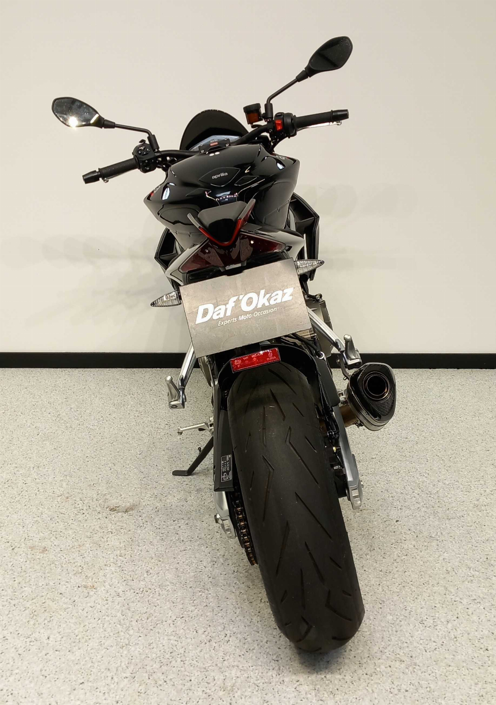 Aprilia Tuono 660 2022 vue arrière