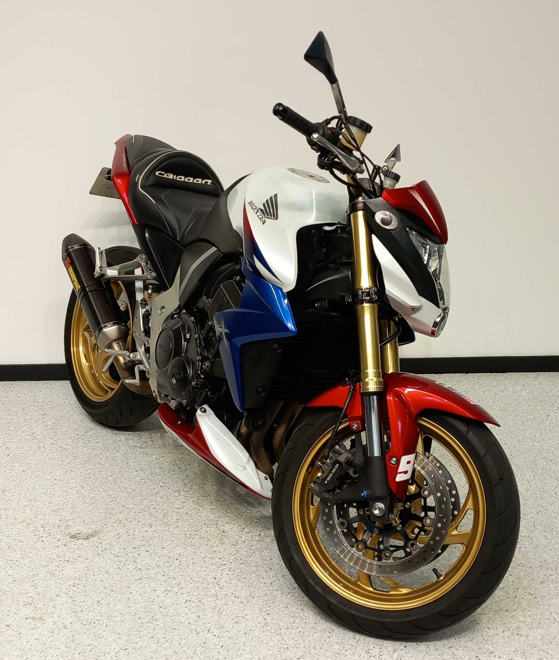 Honda CB 1000 R 2012 HD vue 3/4 droite