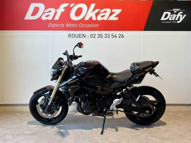 Suzuki GSR 750 2011 HD vue gauche