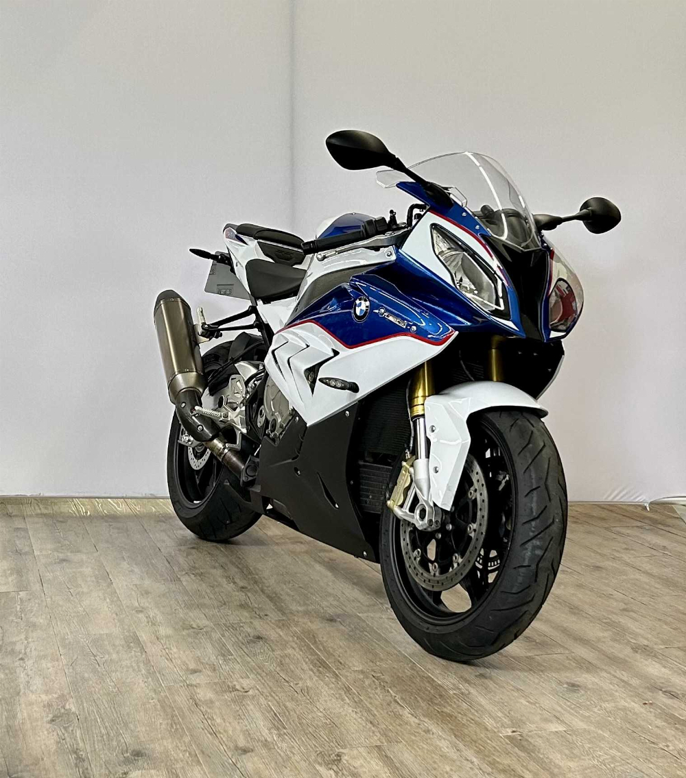 BMW S 1000 RR 2015 vue 3/4 droite