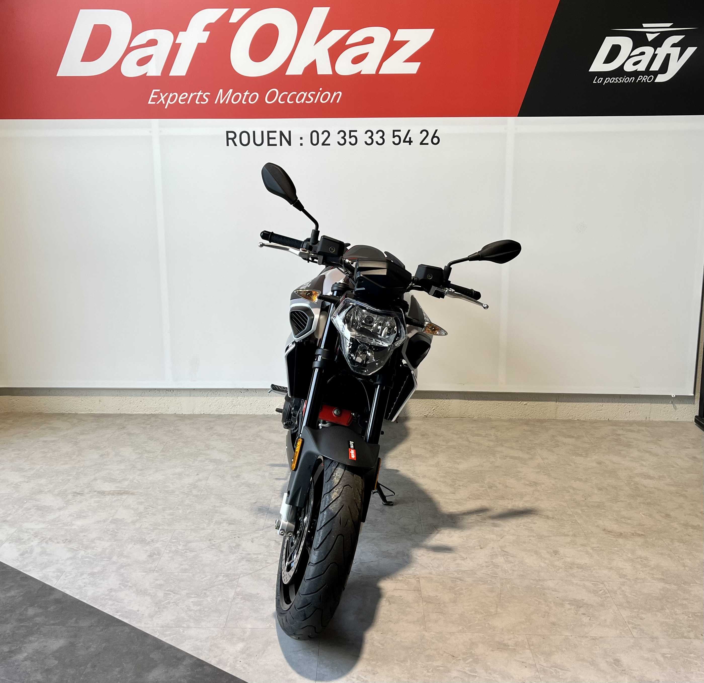 Aprilia Shiver 900 ABS 2020 HD vue avant