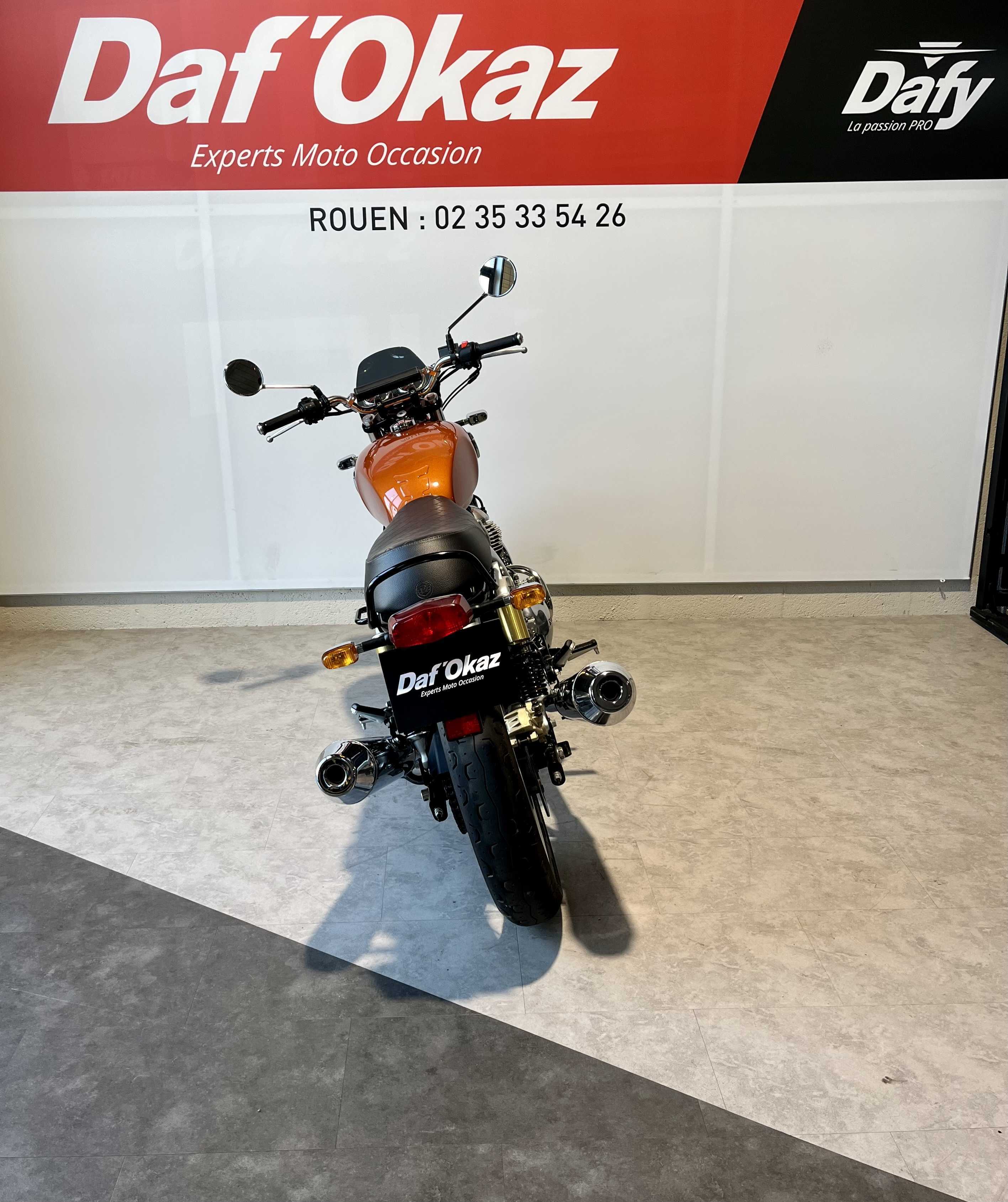 Royal Enfield INTERCEPTOR 650 2020 HD vue arrière