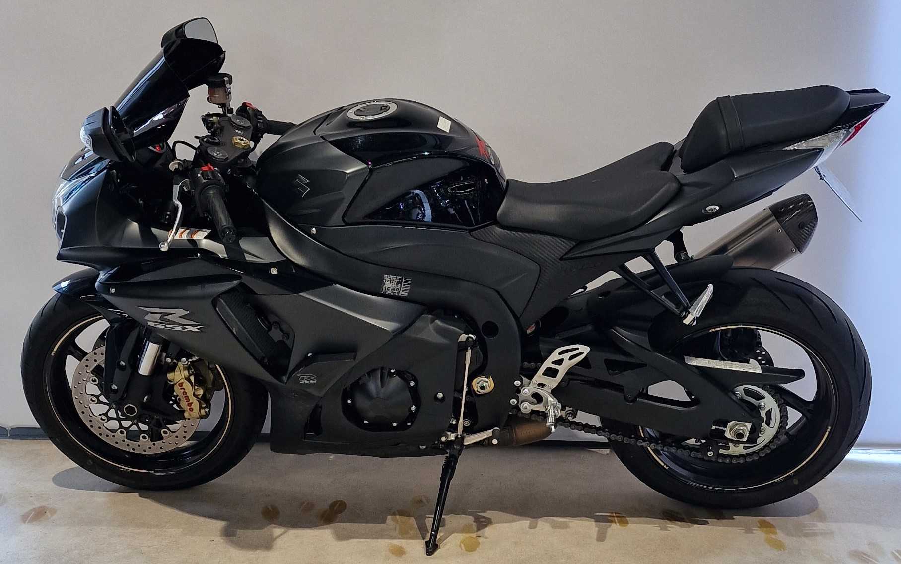Suzuki GSX-R 1000 2013 HD vue gauche