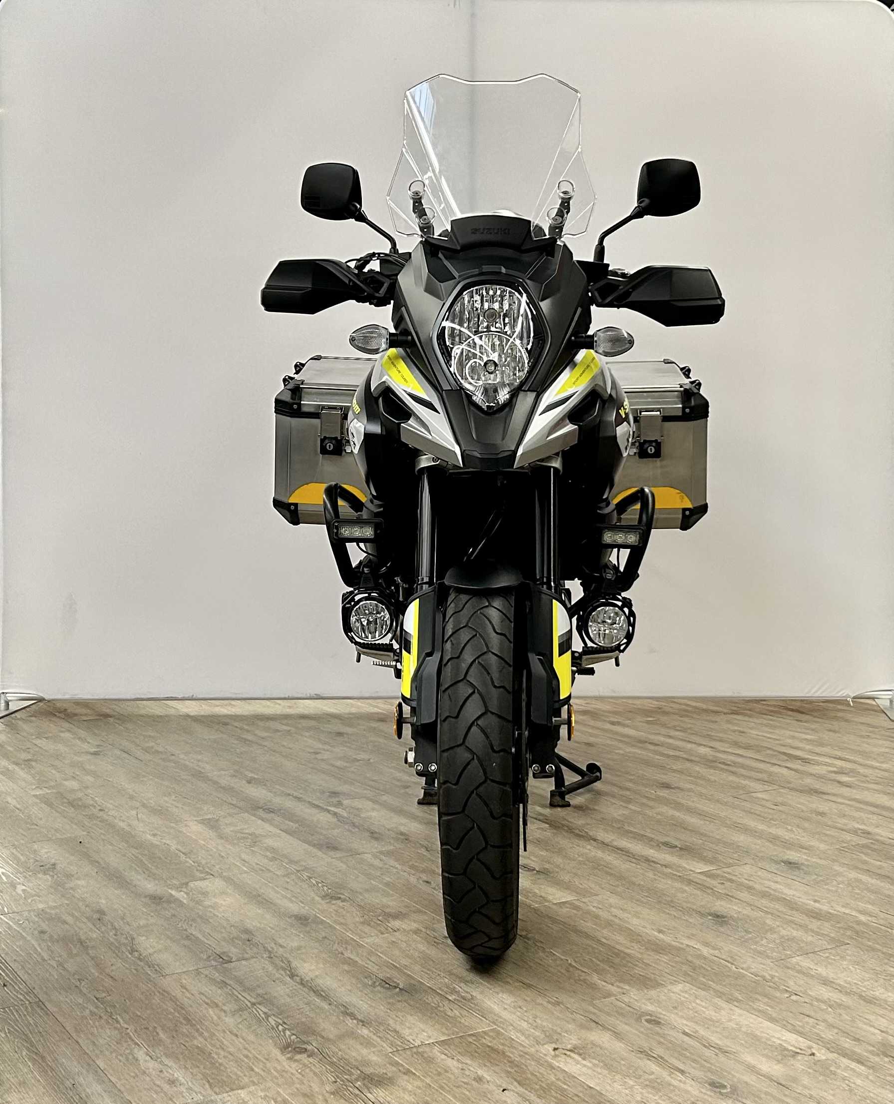 Suzuki DL 1000 V-Strom XT 2018 HD vue avant